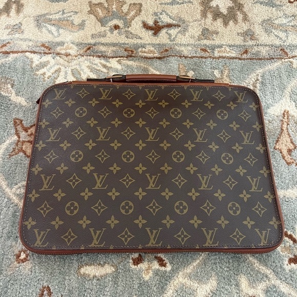 RARE PERFECT Louis Vuitton Briefcase Monogram with Handle/Laptop Bag/Notepad - Picture 1 of 16